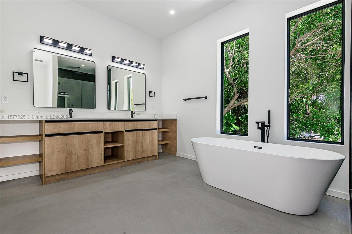 2730 SW 17th Avenue, Miami, Florida, 33133, United States, 5 Bedrooms Bedrooms, ,5 BathroomsBathrooms,Residential,For Sale,2730 SW 17th Avenue,1671621