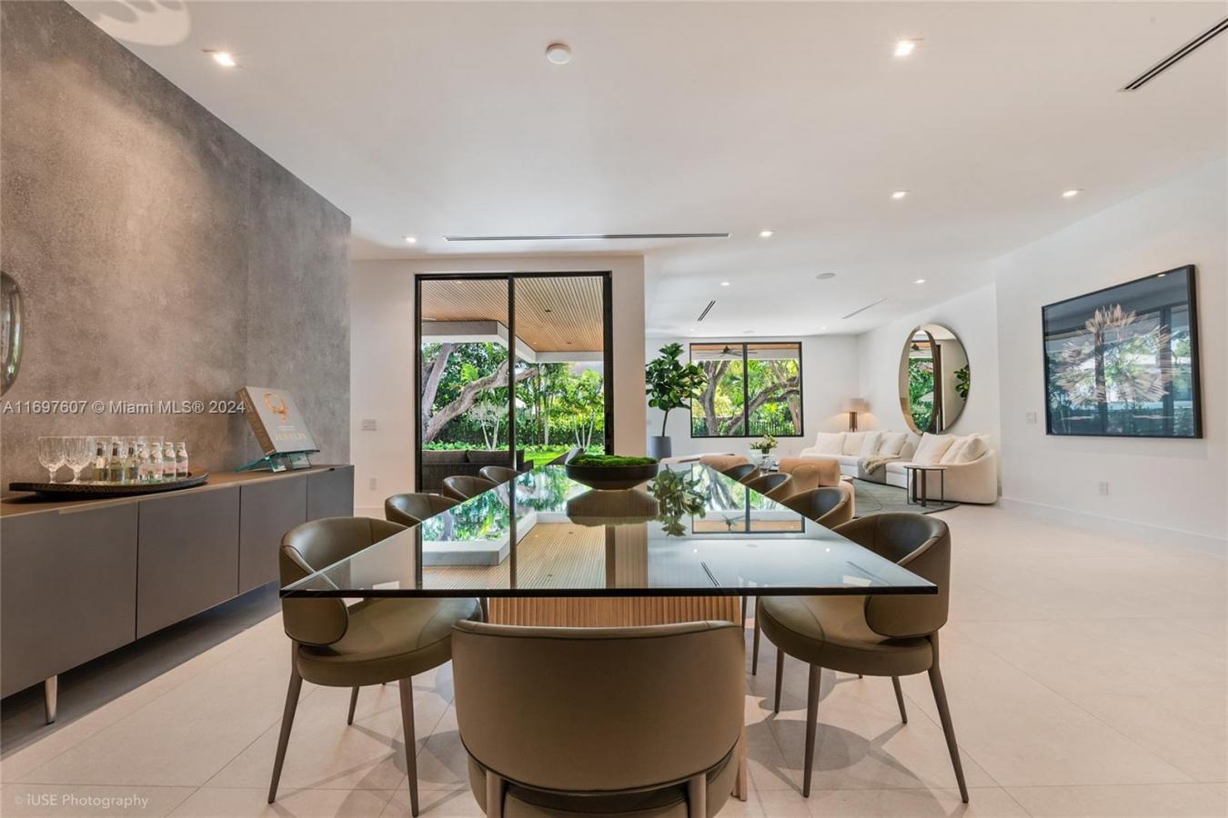 3401 Halissee Street, Miami, FL, 33133, United States, 6 Bedrooms Bedrooms, ,7 BathroomsBathrooms,Residential,For Sale,3401 Halissee Street,1669727