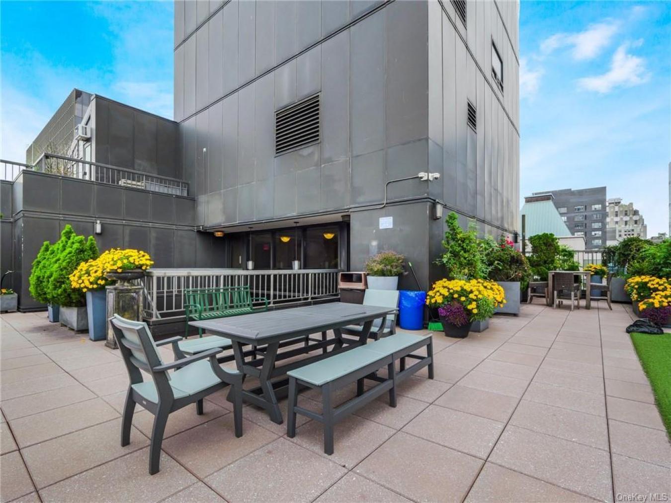 445 5th Avenue # 10G, New York, NY, 10016, United States, 1 Bedroom Bedrooms, ,Residential,For Sale,445 5th Avenue # 10G,1669725