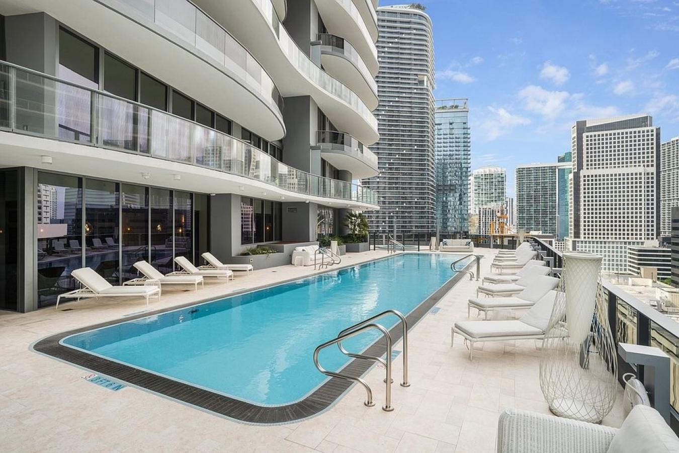 1000 Brickell, Plaza, Miami, FL, 33131, United States, 3 Bedrooms Bedrooms, ,3 BathroomsBathrooms,Residential,For Sale,1000 Brickell, Plaza,1670258