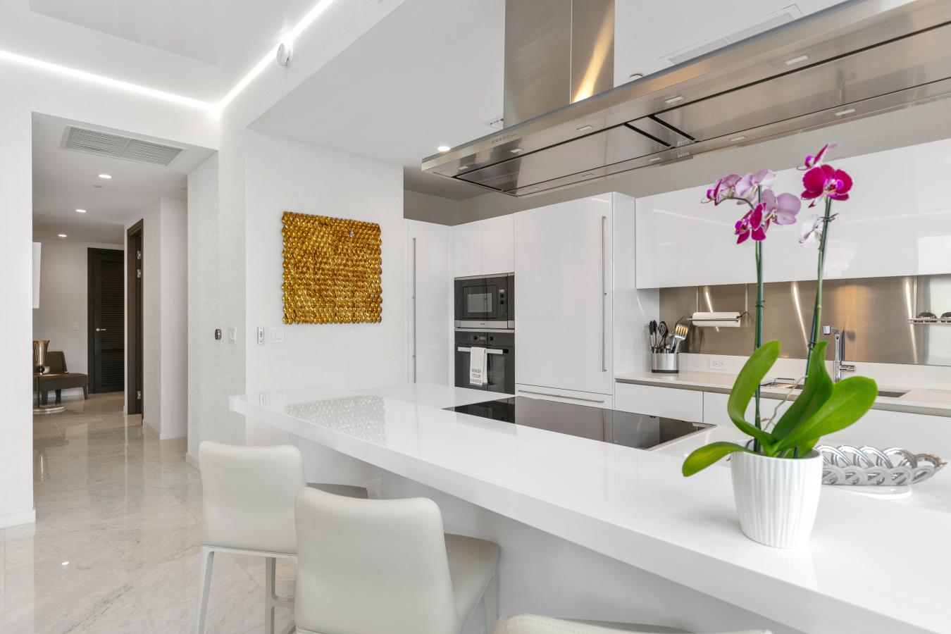 1000 Brickell, Plaza, Miami, FL, 33131, United States, 3 Bedrooms Bedrooms, ,3 BathroomsBathrooms,Residential,For Sale,1000 Brickell, Plaza,1670258