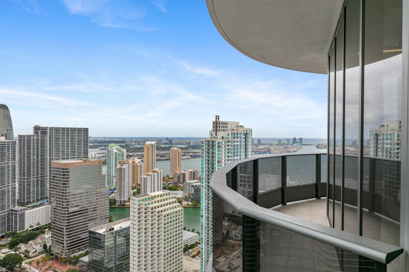 1000 Brickell, Plaza, Miami, FL, 33131, United States, 3 Bedrooms Bedrooms, ,3 BathroomsBathrooms,Residential,For Sale,1000 Brickell, Plaza,1670258