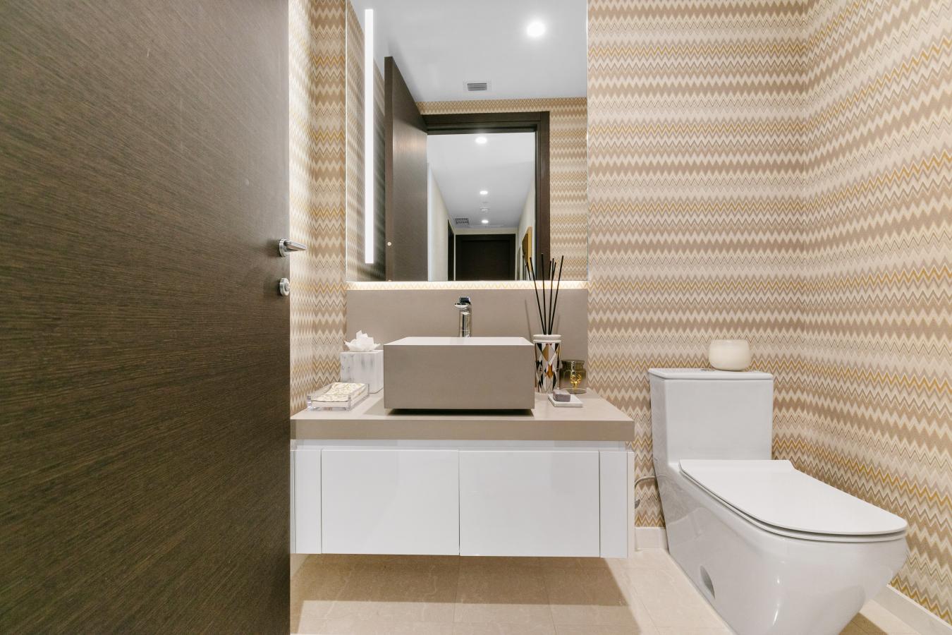 1000 Brickell, Plaza, Miami, FL, 33131, United States, 3 Bedrooms Bedrooms, ,3 BathroomsBathrooms,Residential,For Sale,1000 Brickell, Plaza,1670258