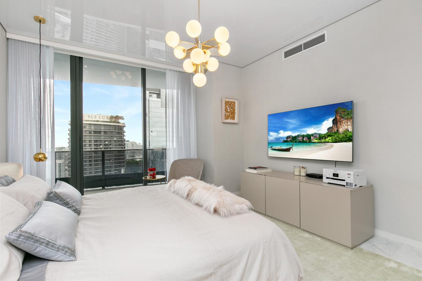 1000 Brickell, Plaza, Miami, FL, 33131, United States, 3 Bedrooms Bedrooms, ,3 BathroomsBathrooms,Residential,For Sale,1000 Brickell, Plaza,1670258