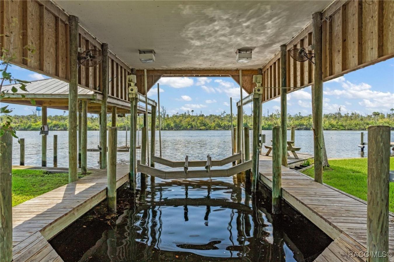 10708 W Halls River Road, Homosassa, FL, 34448, United States, ,Residential,For Sale,10708 W Halls River Road,1670254