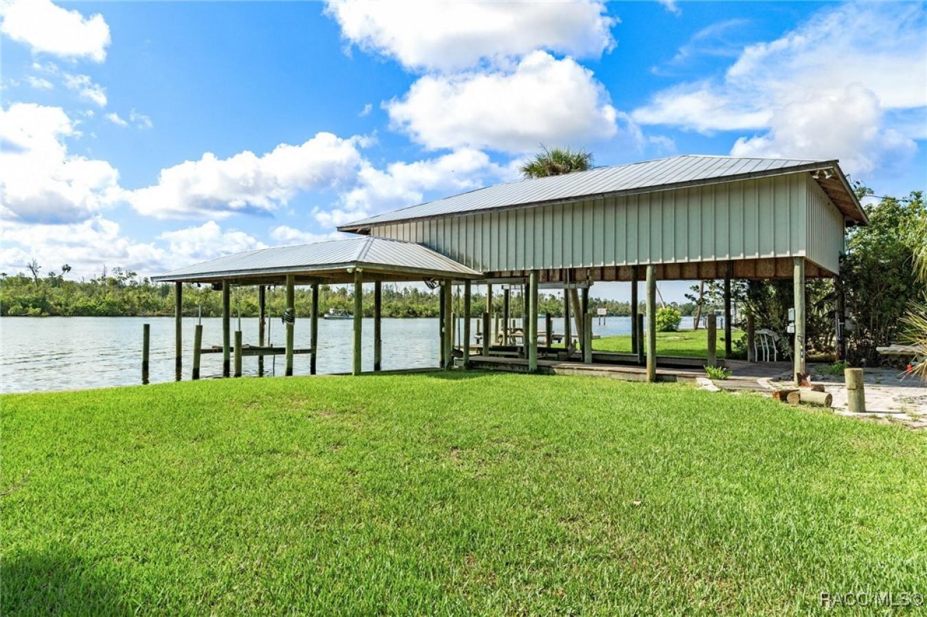 10708 W Halls River Road, Homosassa, FL, 34448, United States, ,Residential,For Sale,10708 W Halls River Road,1670254
