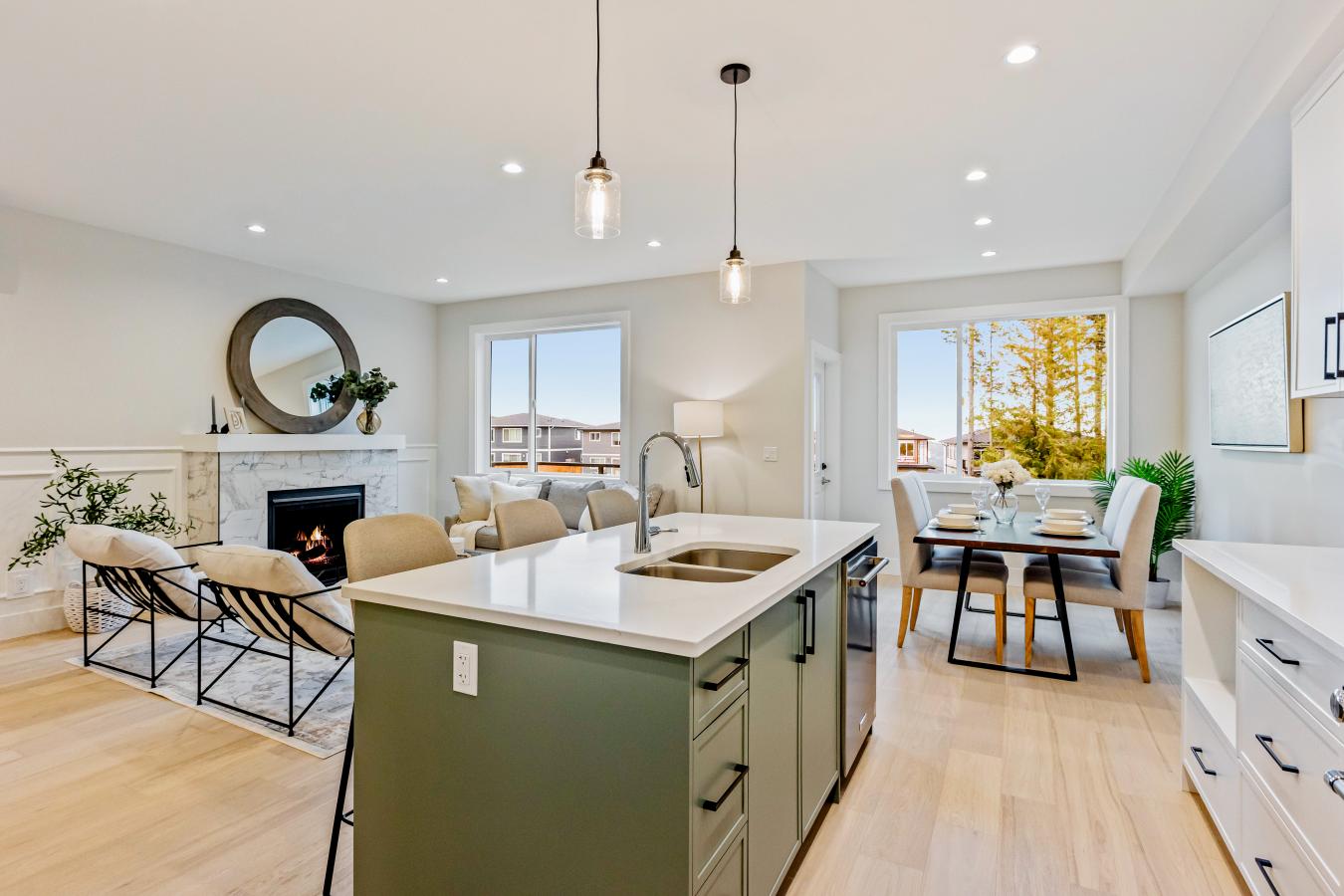 1538 Marble, Langford, BC, V9B 7A2, Canada, 4 Bedrooms Bedrooms, ,-4 BathroomBathrooms,Residential,For Sale,1538 Marble,1670249
