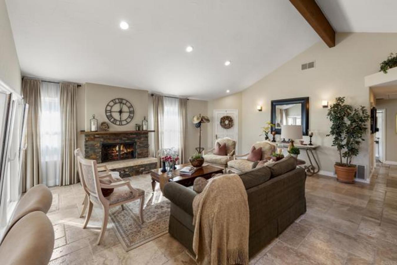 4812 Galicia way, Oceanside, CA, 92056, United States, 3 Bedrooms Bedrooms, ,2 BathroomsBathrooms,Residential,For Sale,4812 Galicia way,1670473