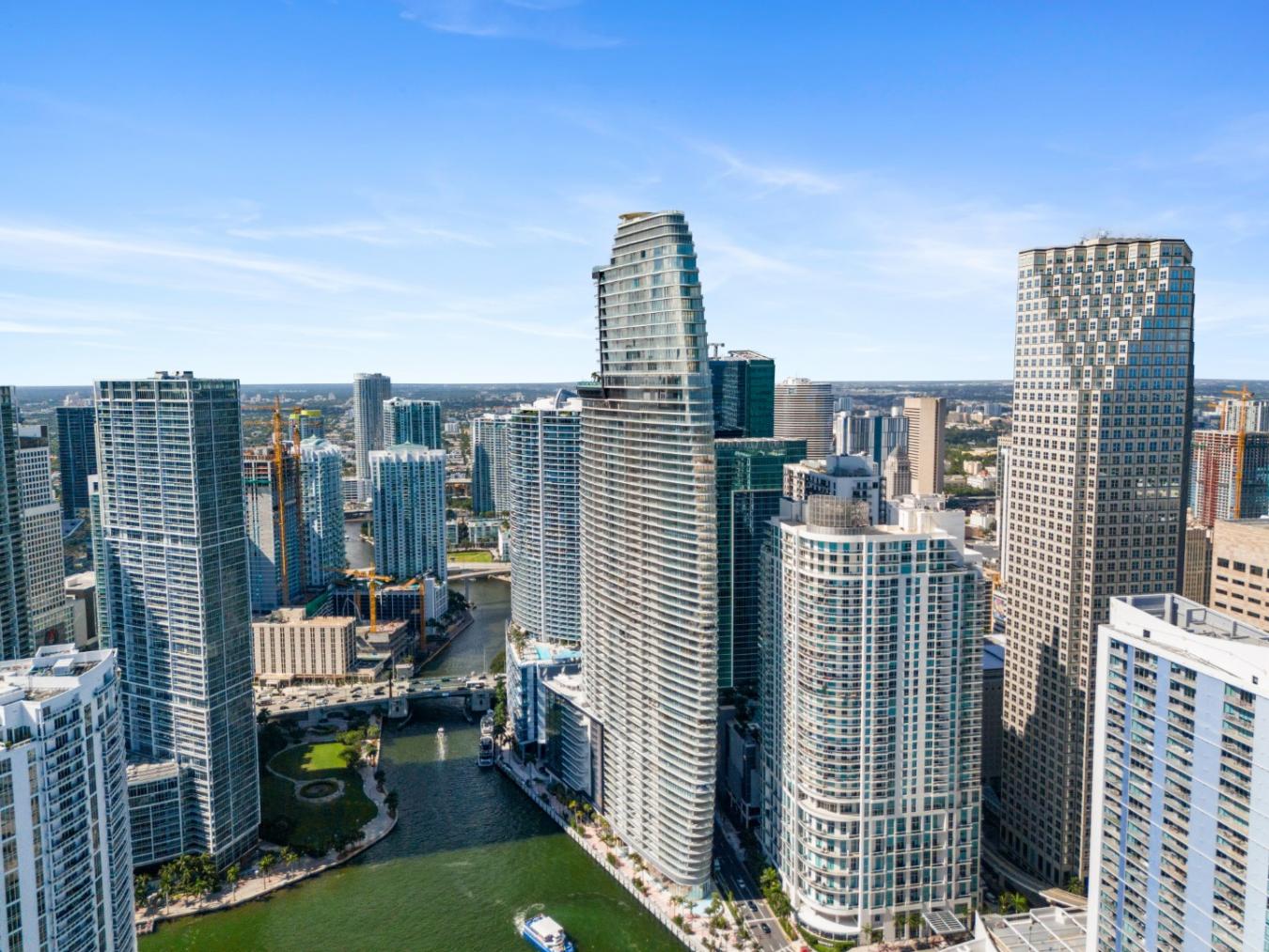 300 Biscayne Way # 2103, Miami, FL, 33131, United States, 3 Bedrooms Bedrooms, ,4 BathroomsBathrooms,Residential,For Sale,300 Biscayne Way # 2103,1671602