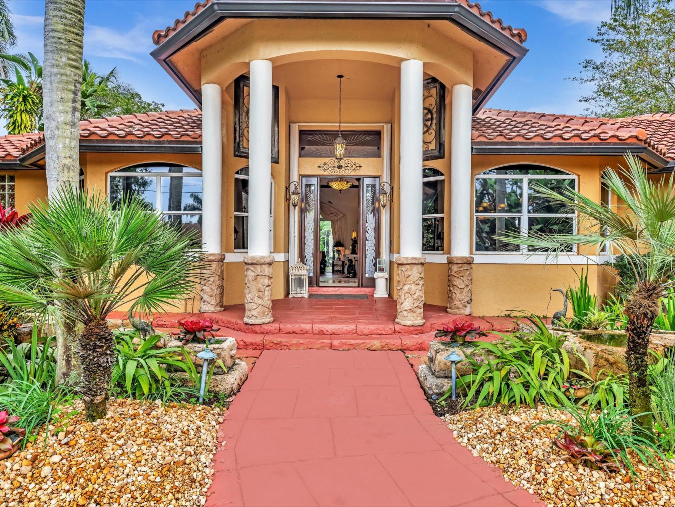 2350 SW 106th Way, Davie, FL, 33324, United States, 3 Bedrooms Bedrooms, ,2 BathroomsBathrooms,Residential,For Sale,2350 SW 106th Way,1677453