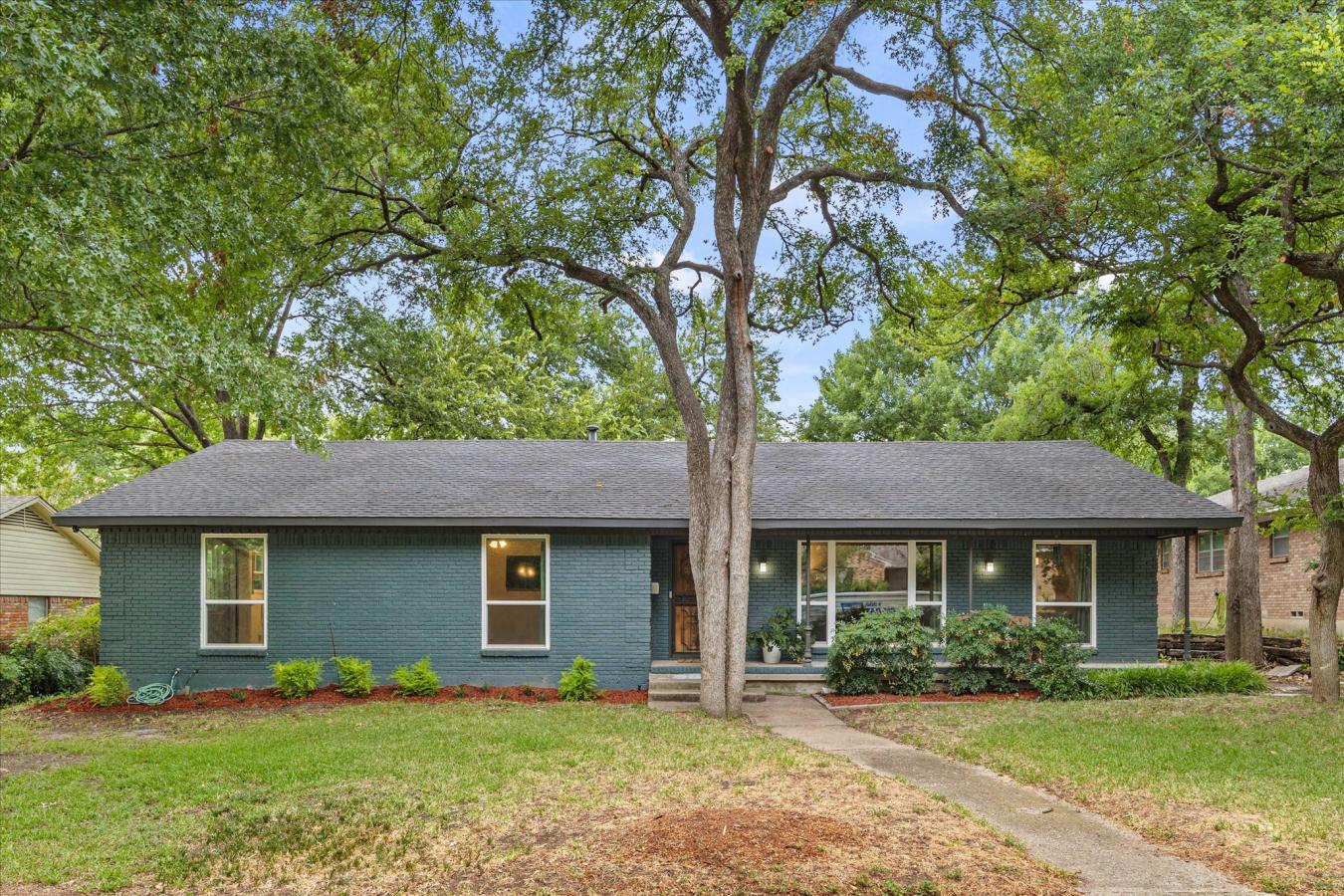 8917 Sweetwater Drive, Dallas, TX, 75228, United States, 3 Bedrooms Bedrooms, ,2 BathroomsBathrooms,Residential,For Sale,8917 Sweetwater Drive,1673812