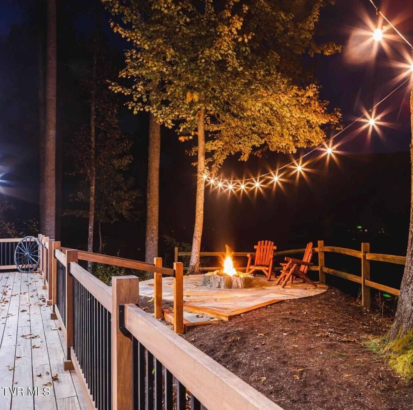 154 State Highway 143, Roan Mountain, Tennessee, 37687, United States, 10 Bedrooms Bedrooms, ,7 BathroomsBathrooms,Residential,For Sale,154 State Highway 143,1673770