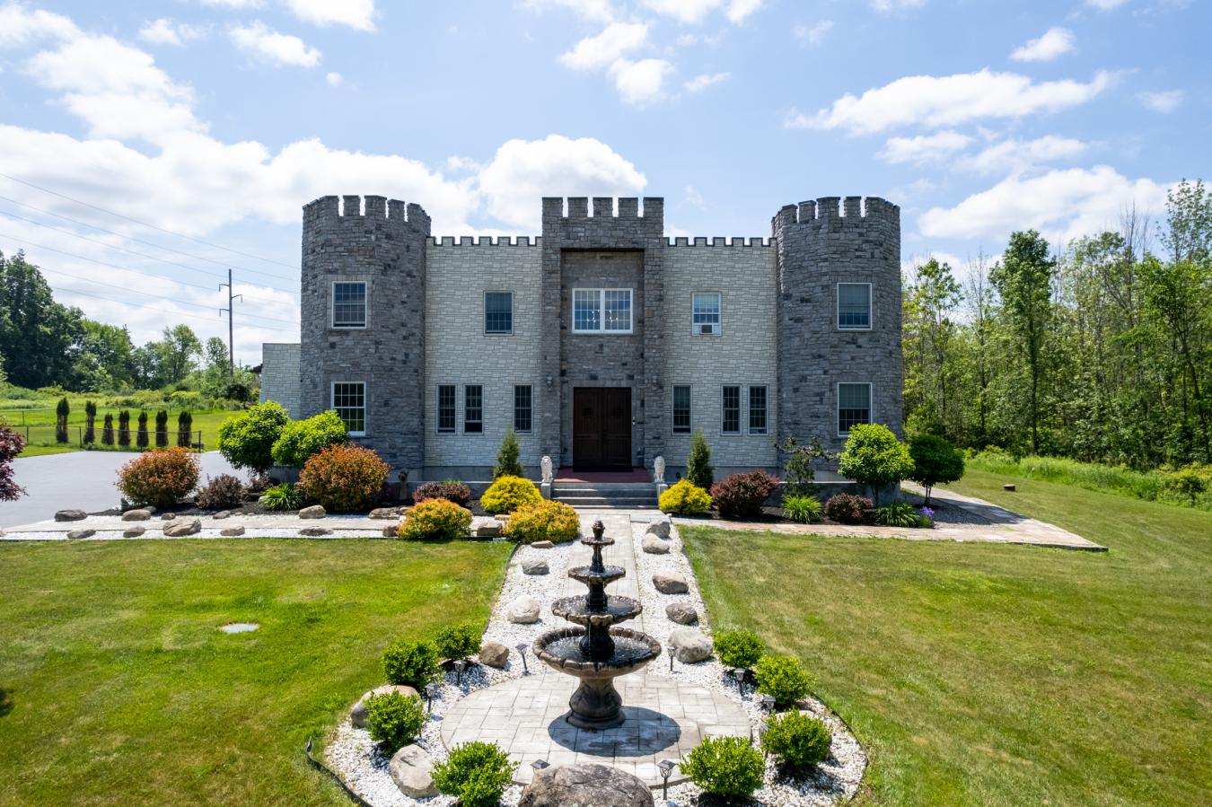 Ballston Lake, Saratoga, 12019, United States, 9 Bedrooms Bedrooms, ,6 BathroomsBathrooms,Residential,For Sale,1831695