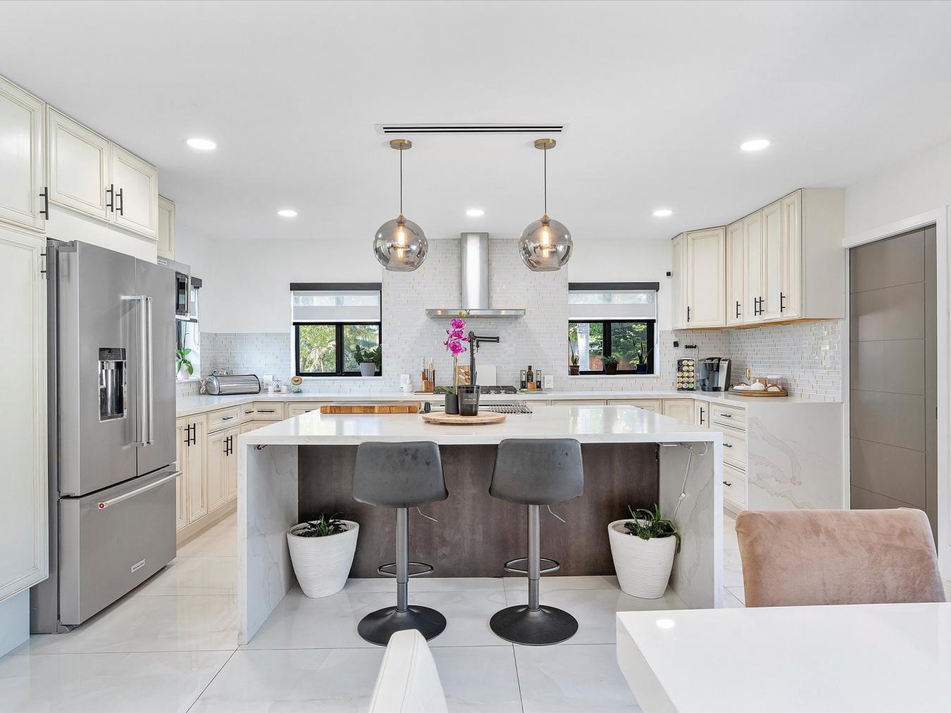 1355 Hollywood Boulevard, Hollywood, Florida, 33019, United States, 3 Bedrooms Bedrooms, ,2 BathroomsBathrooms,Residential,For Sale,1355 Hollywood Boulevard,1676195