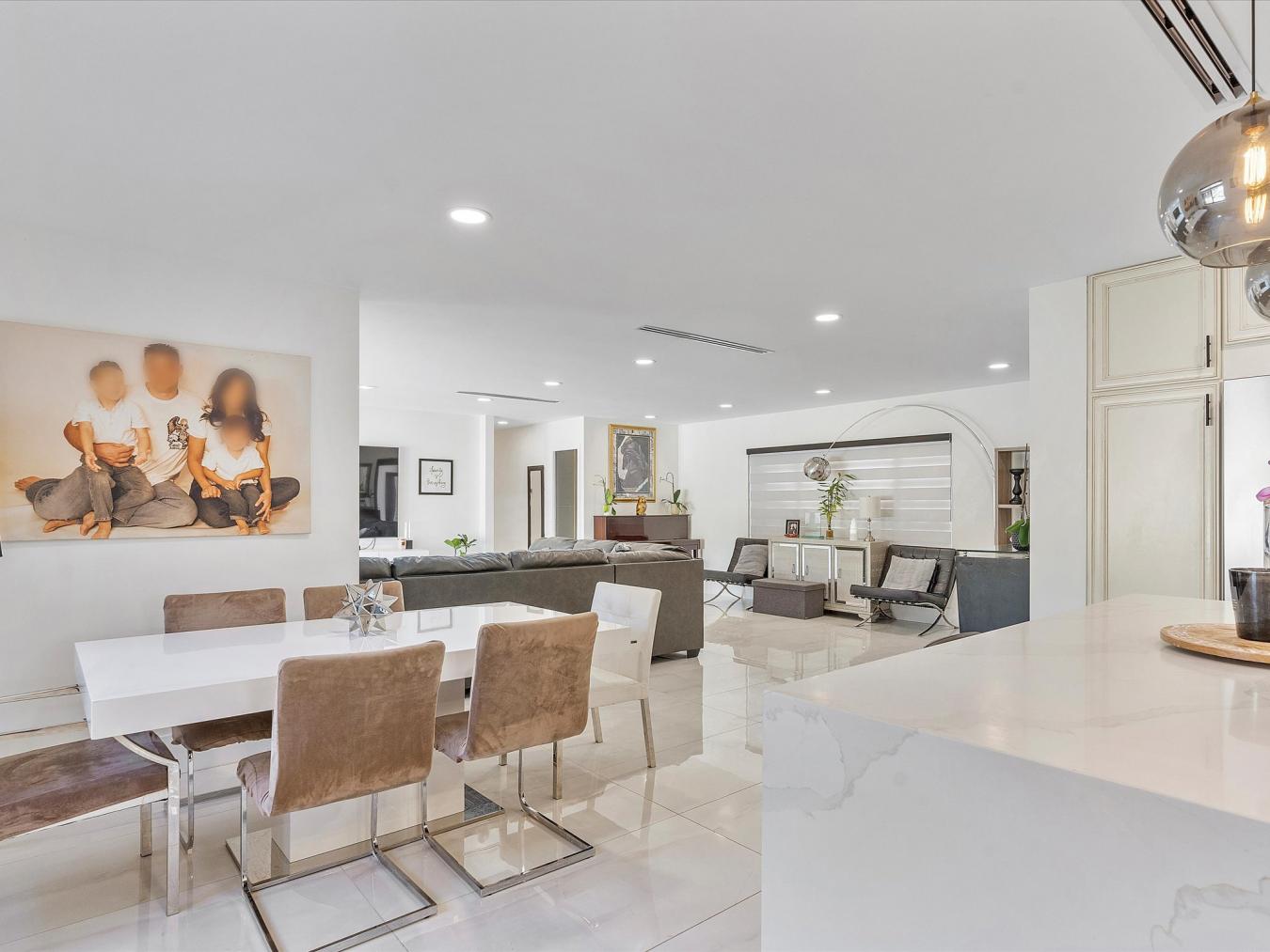 1355 Hollywood Boulevard, Hollywood, Florida, 33019, United States, 3 Bedrooms Bedrooms, ,2 BathroomsBathrooms,Residential,For Sale,1355 Hollywood Boulevard,1676195