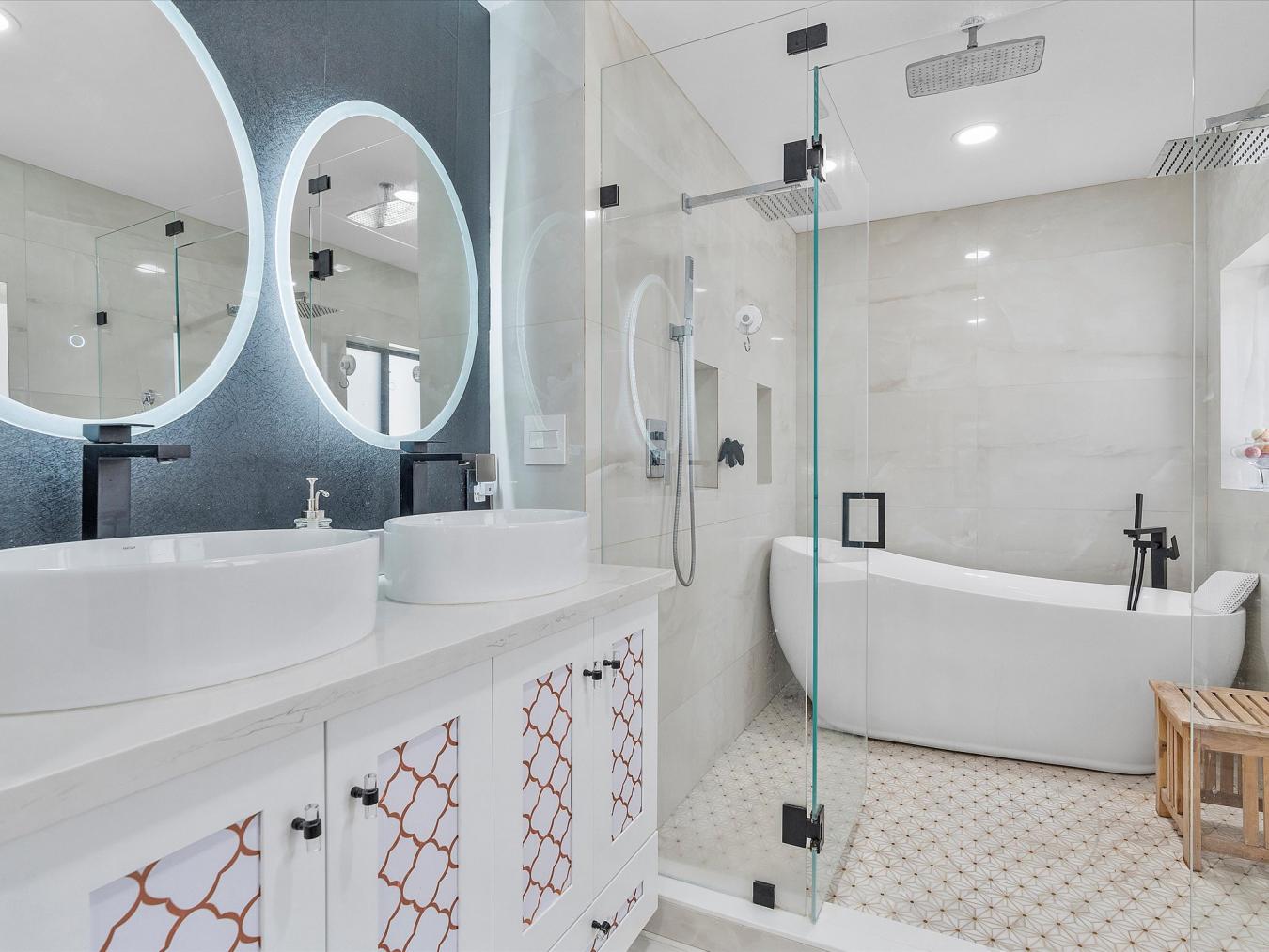 1355 Hollywood Boulevard, Hollywood, Florida, 33019, United States, 3 Bedrooms Bedrooms, ,2 BathroomsBathrooms,Residential,For Sale,1355 Hollywood Boulevard,1676195