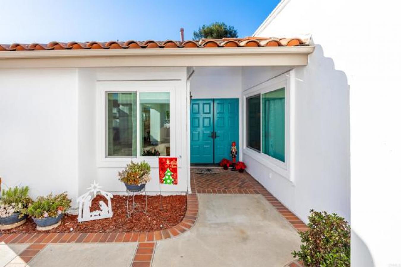 4709 Adra, Oceanside, California, 92056, United States, 2 Bedrooms Bedrooms, ,2 BathroomsBathrooms,Residential,For Sale,4709 Adra,1676183