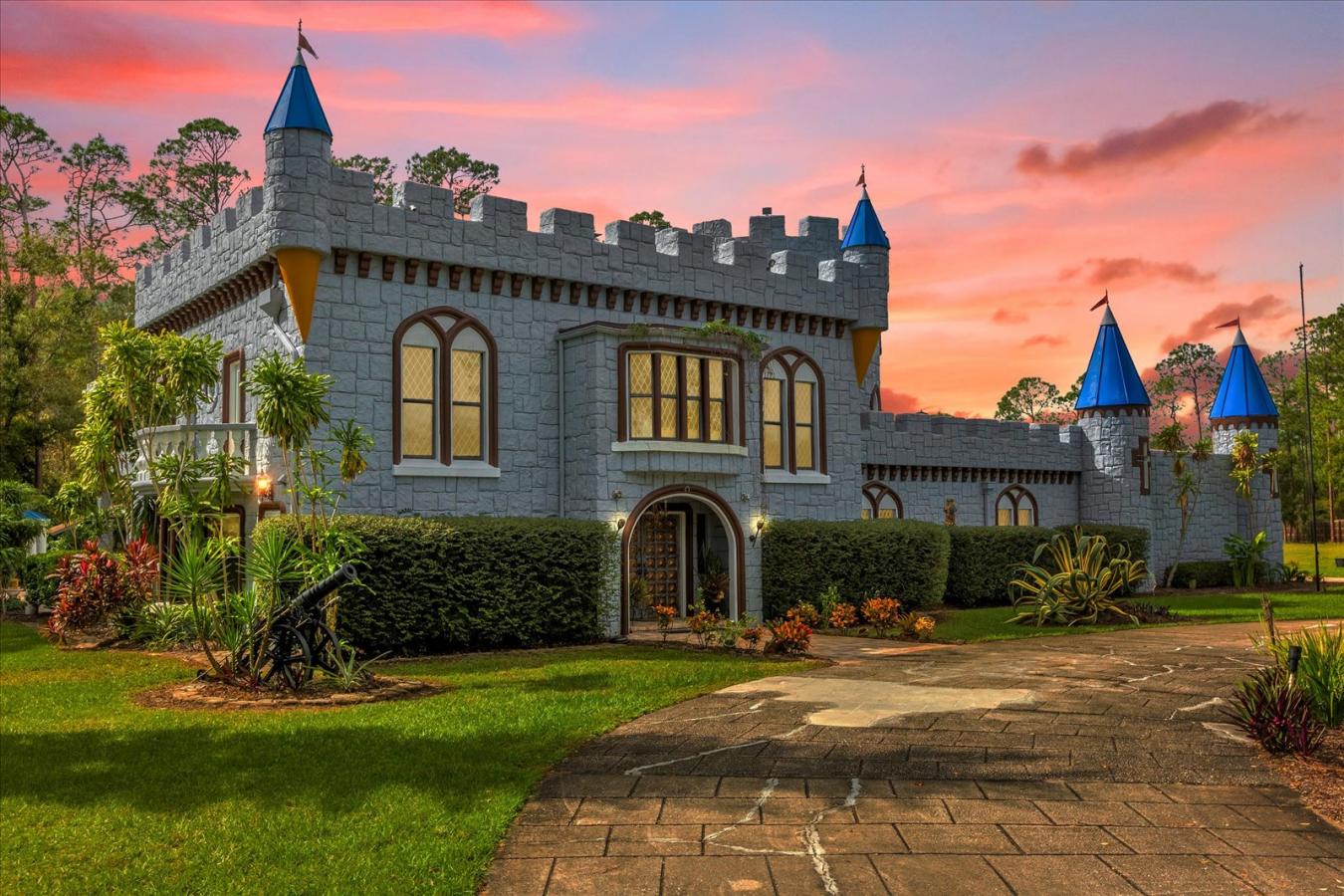 14502 Scotch Pine Court, Orlando, Florida, 32832, United States, 5 Bedrooms Bedrooms, ,4 BathroomsBathrooms,Residential,For Sale,14502 Scotch Pine Court,1677425