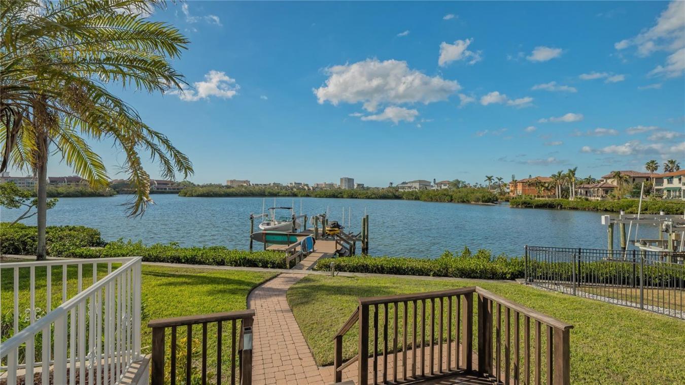 6330 HOLLYWOOD BOULEVARD, SARASOTA, Florida, 34231, United States, 6 Bedrooms Bedrooms, ,4 BathroomsBathrooms,Residential,For Sale,6330 HOLLYWOOD BOULEVARD,1681188