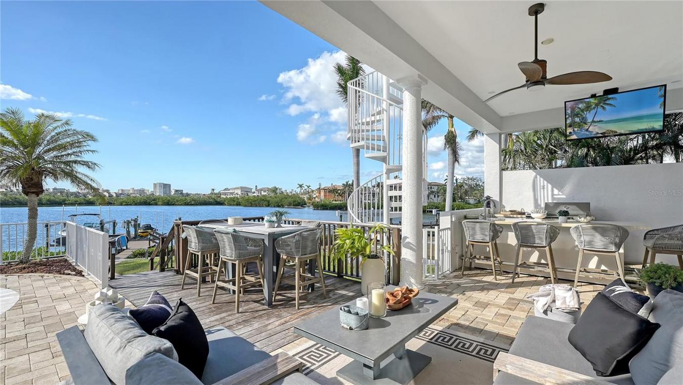 6330 HOLLYWOOD BOULEVARD, SARASOTA, Florida, 34231, United States, 6 Bedrooms Bedrooms, ,4 BathroomsBathrooms,Residential,For Sale,6330 HOLLYWOOD BOULEVARD,1681188