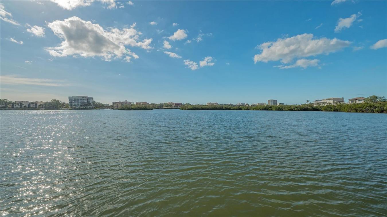 6330 HOLLYWOOD BOULEVARD, SARASOTA, Florida, 34231, United States, 6 Bedrooms Bedrooms, ,4 BathroomsBathrooms,Residential,For Sale,6330 HOLLYWOOD BOULEVARD,1681188