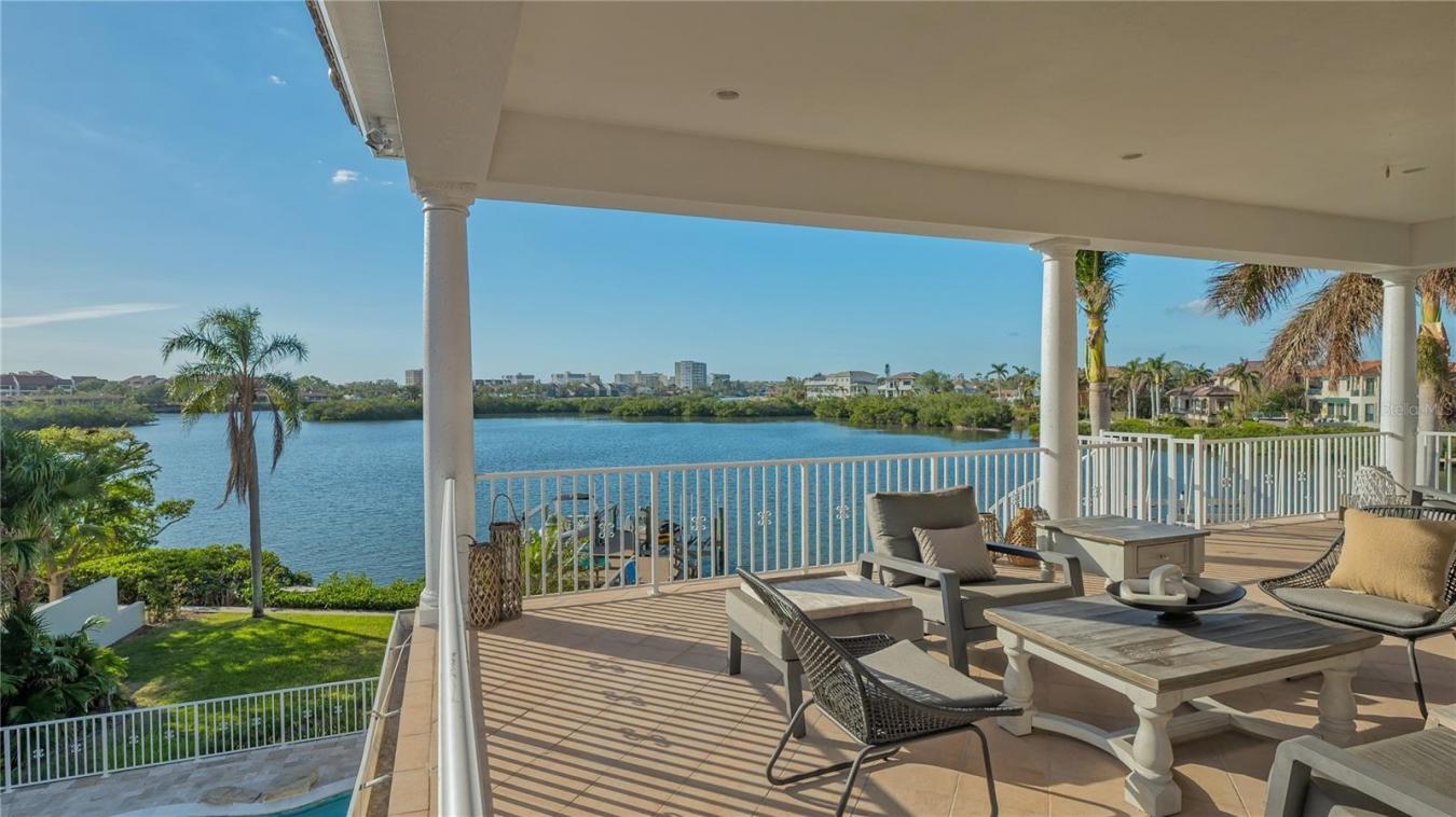 6330 HOLLYWOOD BOULEVARD, SARASOTA, Florida, 34231, United States, 6 Bedrooms Bedrooms, ,4 BathroomsBathrooms,Residential,For Sale,6330 HOLLYWOOD BOULEVARD,1681188