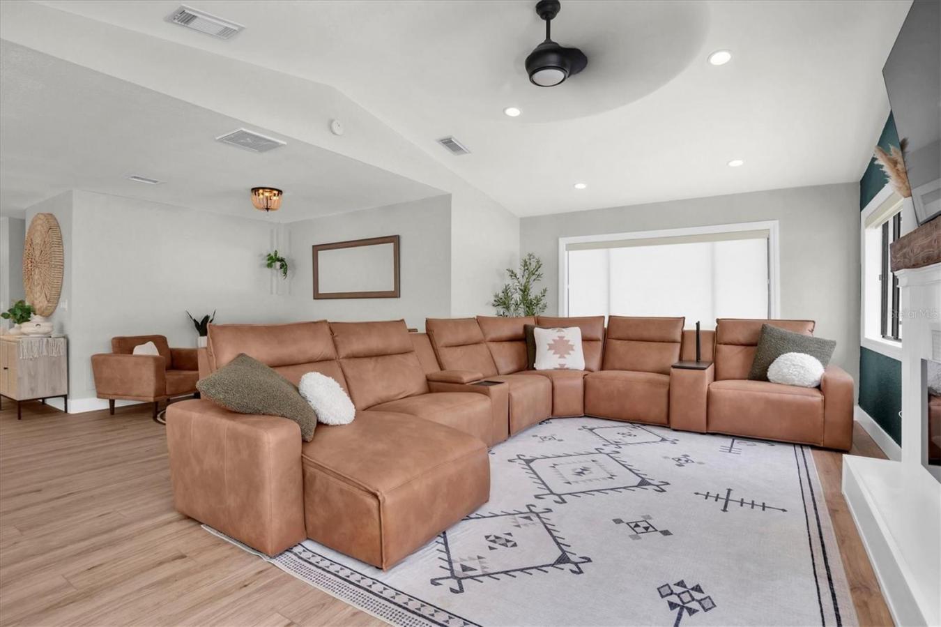 14145 SPOONBILL LANE, CLEARWATER, FL, 33762, United States, 4 Bedrooms Bedrooms, ,2 BathroomsBathrooms,Residential,For Sale,14145 SPOONBILL LANE,1681186