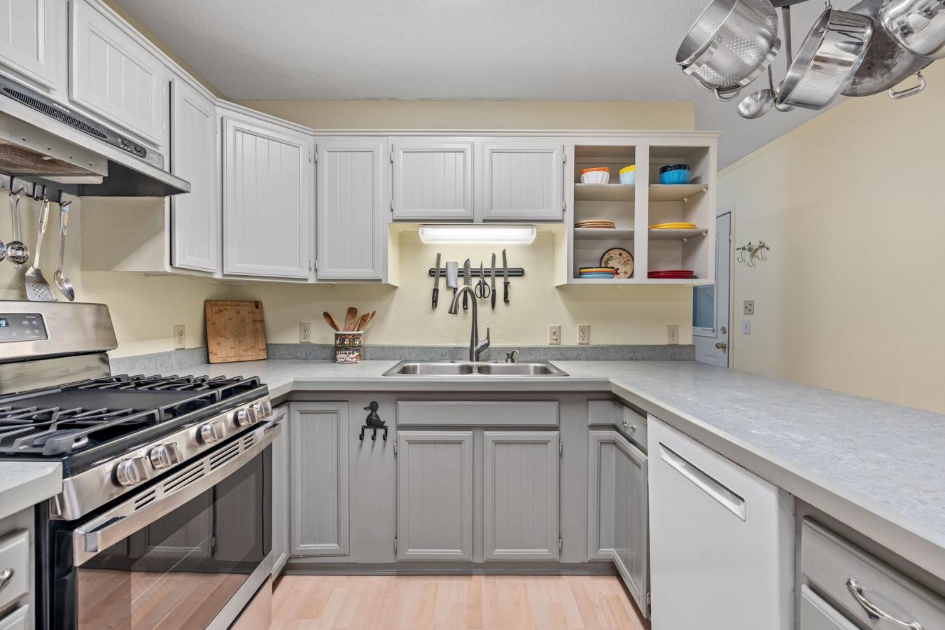 704 S Merton Avenue, Sandpoint, Idaho, 83864, United States, 3 Bedrooms Bedrooms, ,2 BathroomsBathrooms,Residential,For Sale,704 S Merton Avenue,1681180