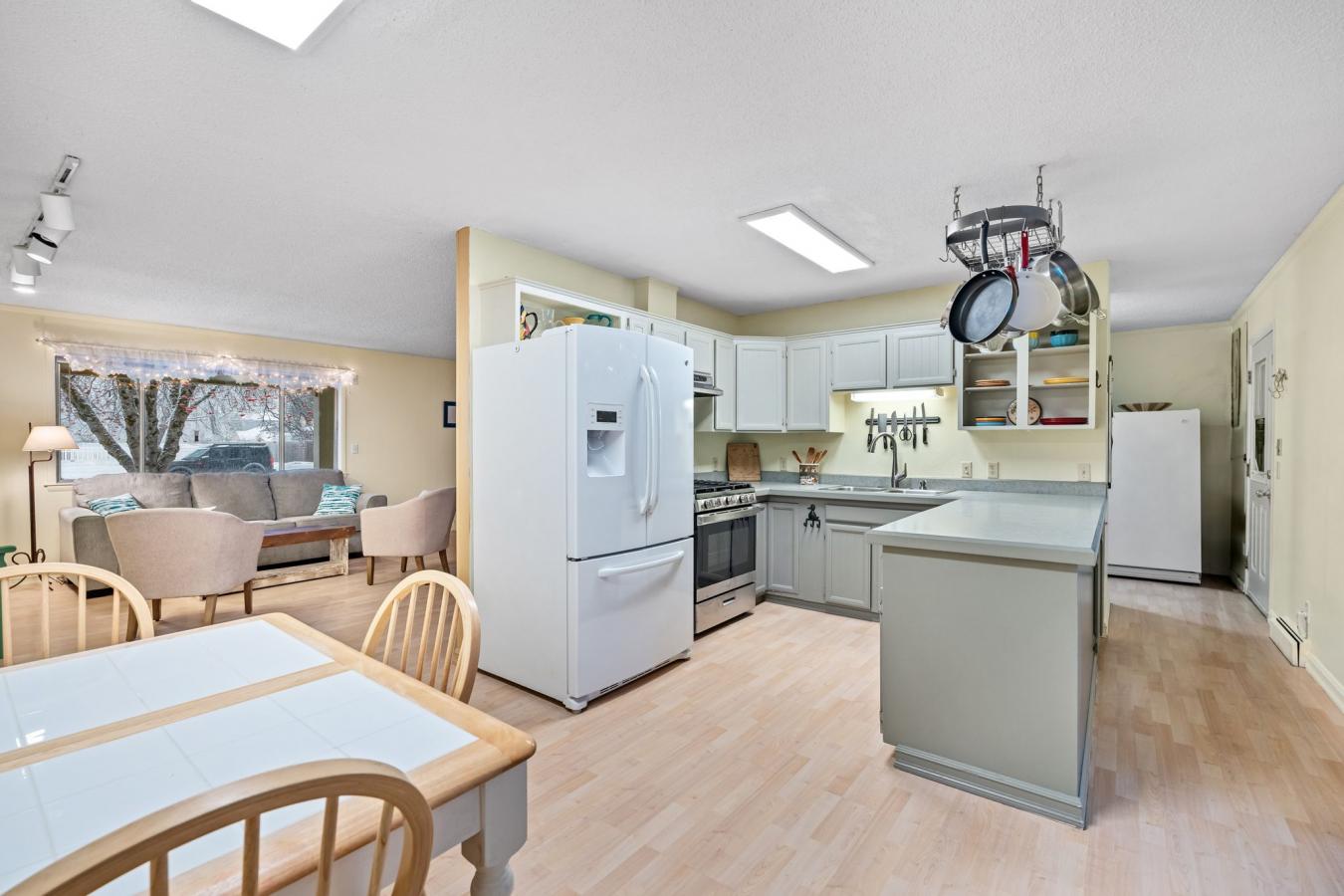 704 S Merton Avenue, Sandpoint, Idaho, 83864, United States, 3 Bedrooms Bedrooms, ,2 BathroomsBathrooms,Residential,For Sale,704 S Merton Avenue,1681180