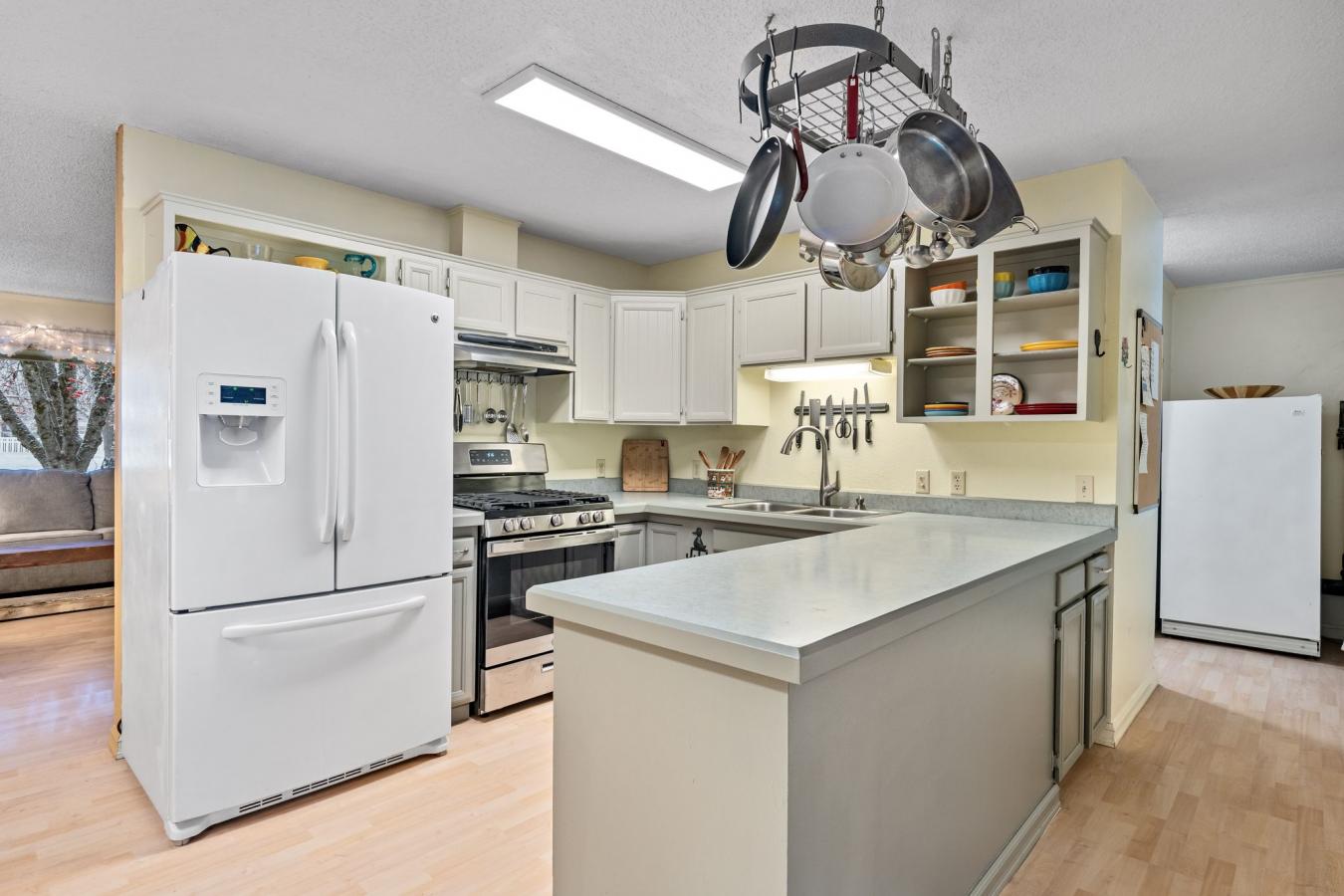 704 S Merton Avenue, Sandpoint, Idaho, 83864, United States, 3 Bedrooms Bedrooms, ,2 BathroomsBathrooms,Residential,For Sale,704 S Merton Avenue,1681180