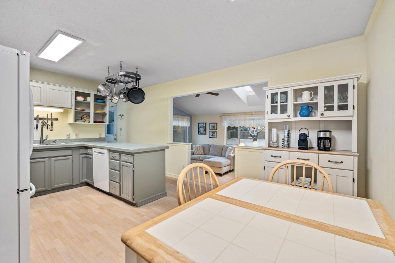 704 S Merton Avenue, Sandpoint, Idaho, 83864, United States, 3 Bedrooms Bedrooms, ,2 BathroomsBathrooms,Residential,For Sale,704 S Merton Avenue,1681180