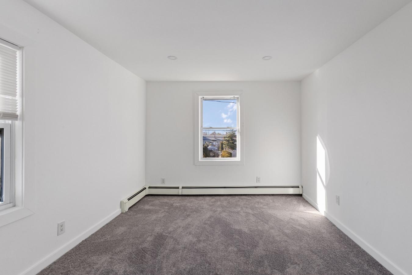 715 Farmers Avenue, Bellmore, New York, 11710, United States, 3 Bedrooms Bedrooms, ,2 BathroomsBathrooms,Residential,For Sale,715 Farmers Avenue,1681401