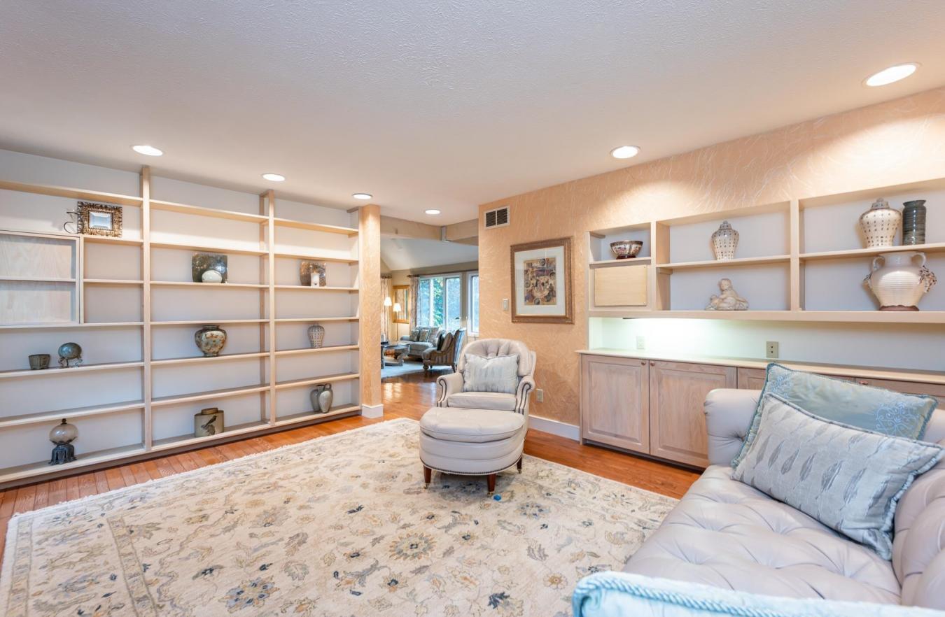 225 Perry Rd, Rindge, New Hampshire, 03461, United States, 4 Bedrooms Bedrooms, ,5 BathroomsBathrooms,Residential,For Sale,225 Perry Rd,1682056