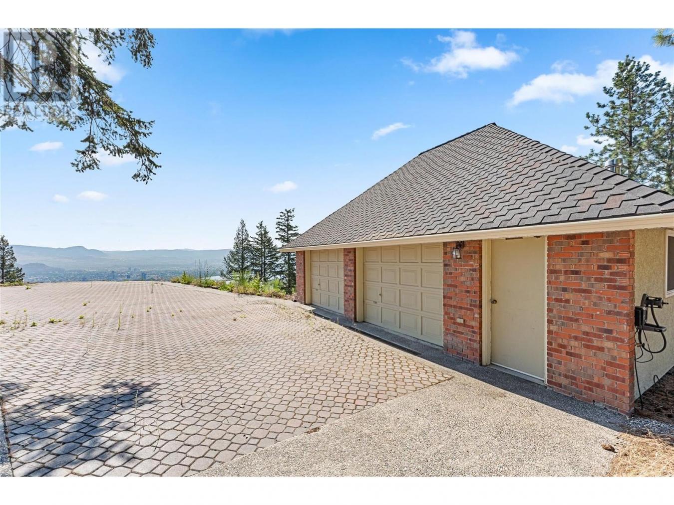 929 Guest Road, West Kelowna, BC, V1Z2L3, Canada, ,Residential,For Sale,929 Guest Road,1682055