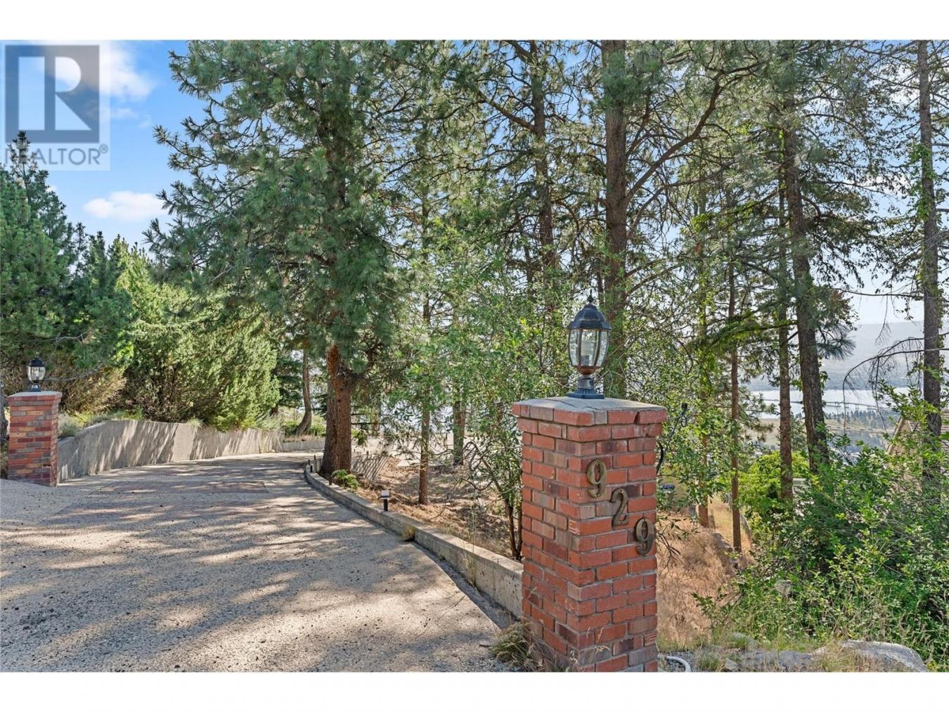 929 Guest Road, West Kelowna, BC, V1Z2L3, Canada, ,Residential,For Sale,929 Guest Road,1682055