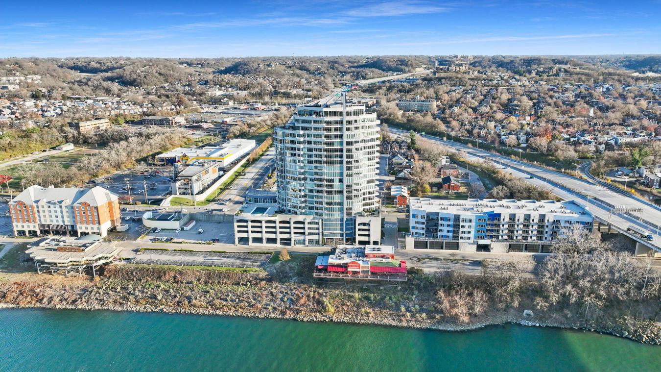 400 Riverboat, 1801, Newport, KY, 41071, United States, 3 Bedrooms Bedrooms, ,2 BathroomsBathrooms,Residential,For Sale,400 Riverboat, 1801,1682048 400 Riverboat, 1801, Newport, KY, 41071, United States, 3 Bedrooms Bedrooms, ,2 BathroomsBathrooms,Residential,For Sale,400 Riverboat, 1801,1682048