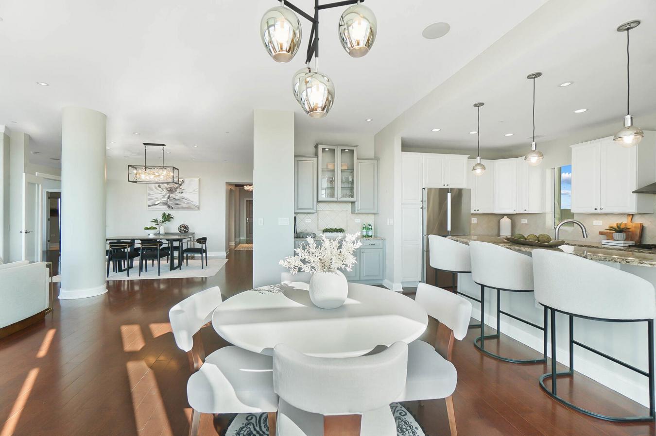 400 Riverboat, 1801, Newport, KY, 41071, United States, 3 Bedrooms Bedrooms, ,2 BathroomsBathrooms,Residential,For Sale,400 Riverboat, 1801,1682048