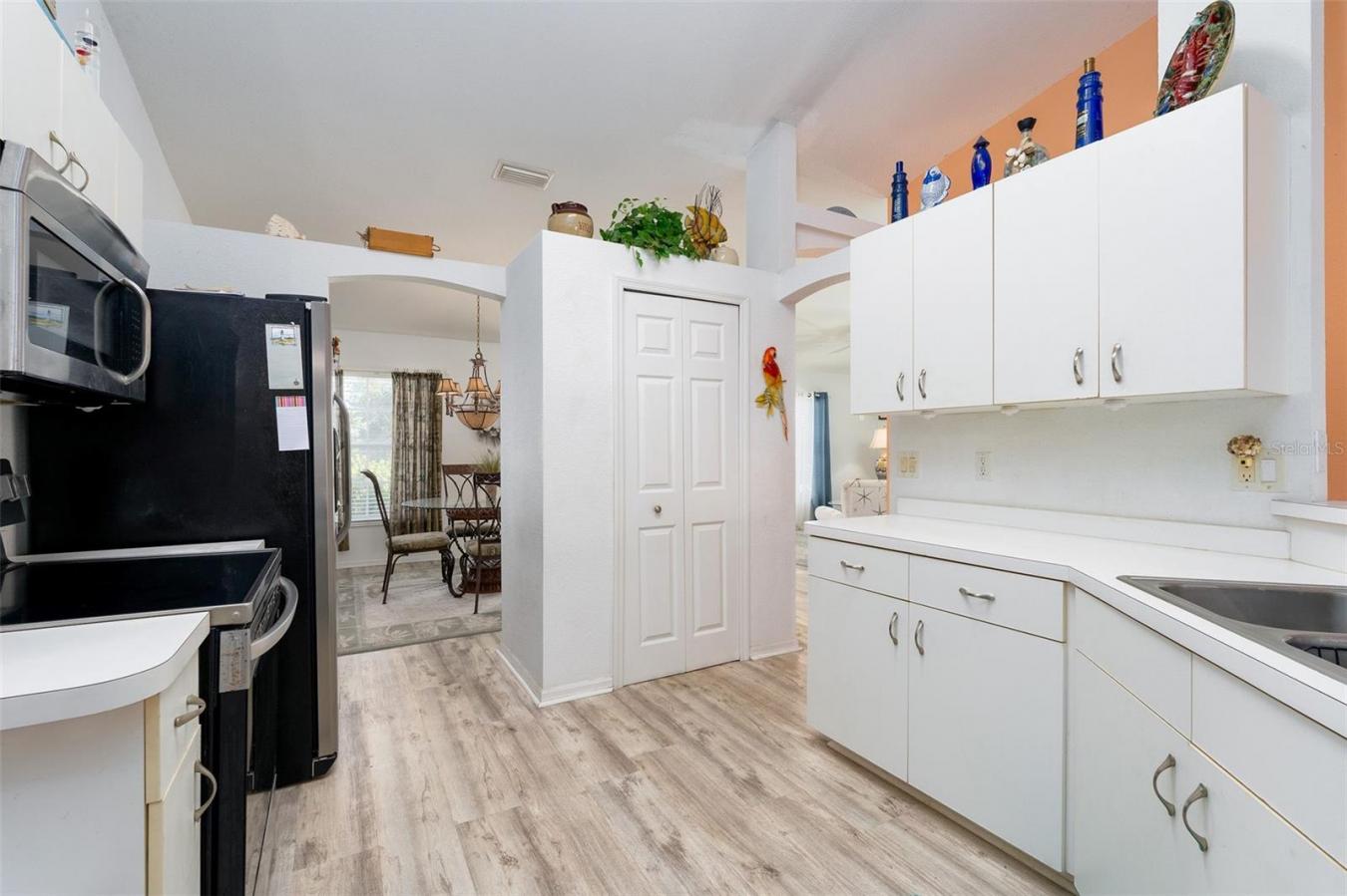 9300 MIAMI CIRCLE, PORT CHARLOTTE, Florida, 33981, United States, 3 Bedrooms Bedrooms, ,2 BathroomsBathrooms,Residential,For Sale,9300 MIAMI CIRCLE,1682041