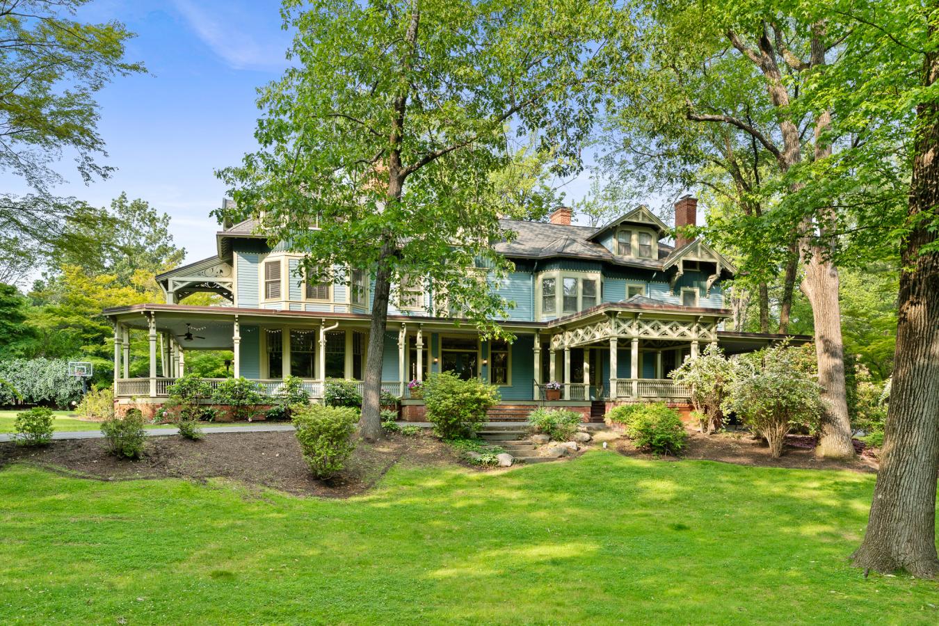 40 Highland Avenue, Short Hills, New Jersey, 07078, United States, 10 Bedrooms Bedrooms, ,6 BathroomsBathrooms,Residential,For Sale,40 Highland Avenue,1684164