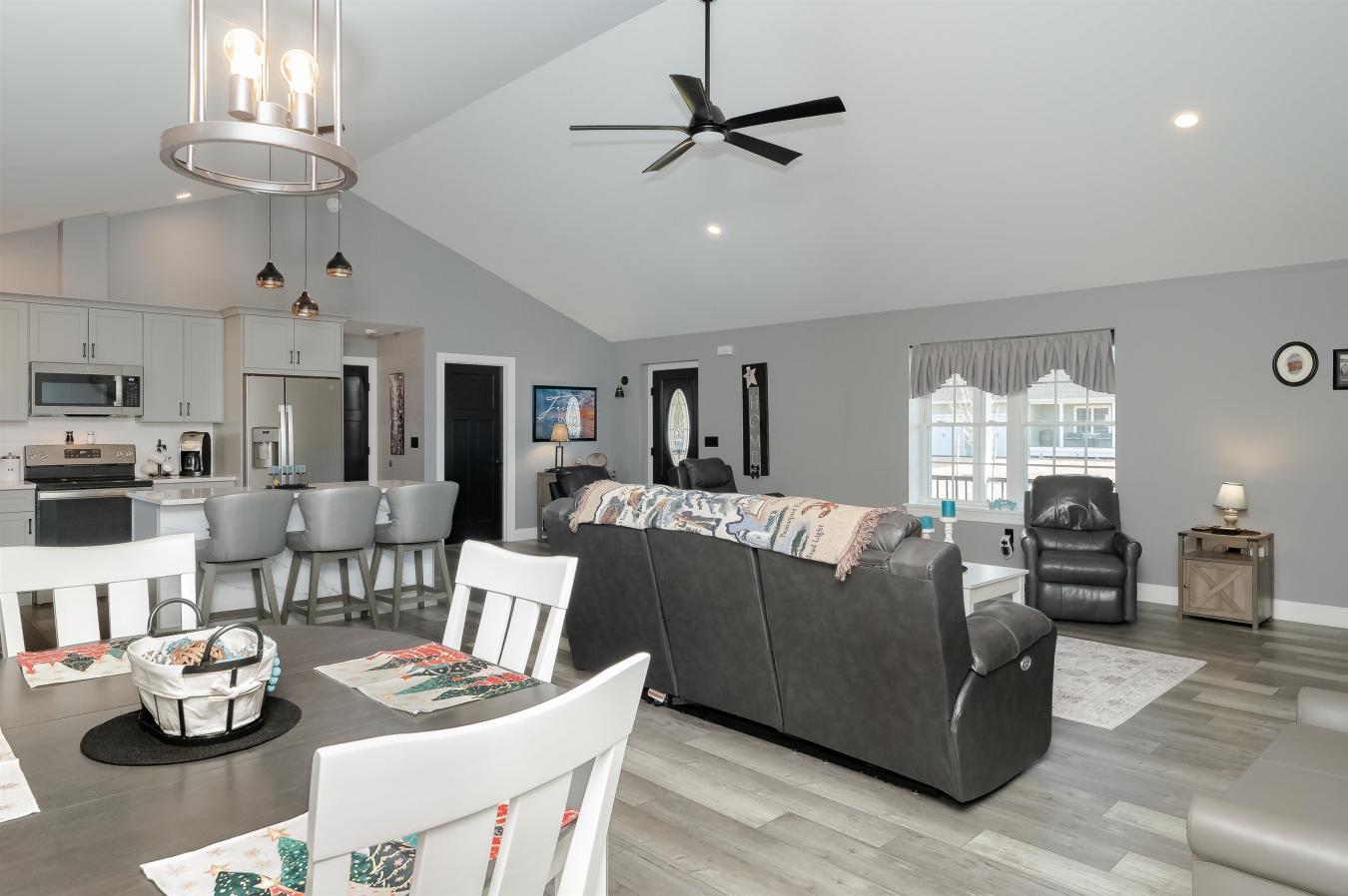 19 Whippoorwill, Somersworth, New Hampshire, 03878, United States, 3 Bedrooms Bedrooms, ,1 BathroomBathrooms,Residential,For Sale,19 Whippoorwill,1684149