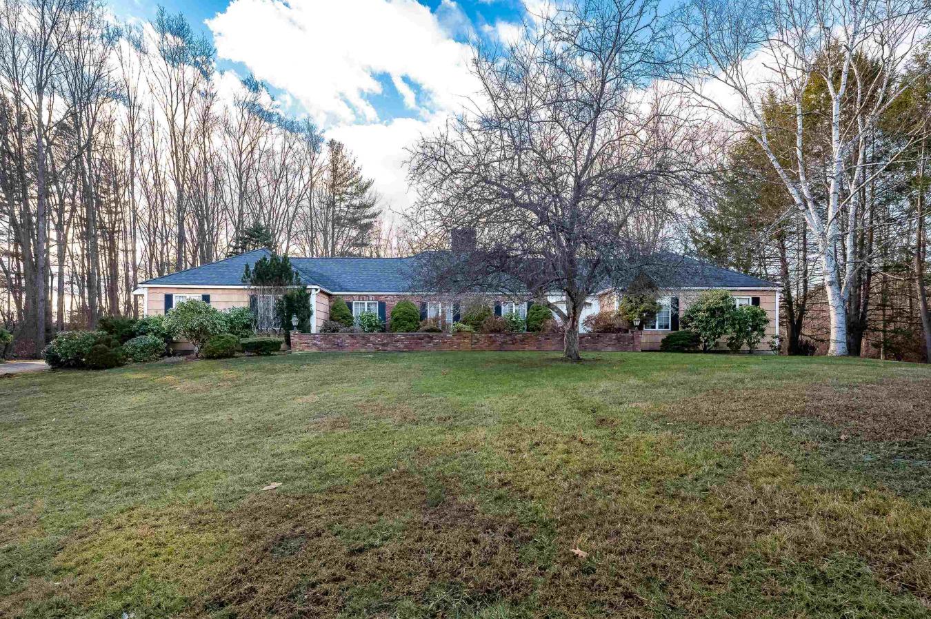 23 Riverview, Durham, NH, 03824, United States, 3 Bedrooms Bedrooms, ,2 BathroomsBathrooms,Residential,For Sale,23 Riverview,1684148