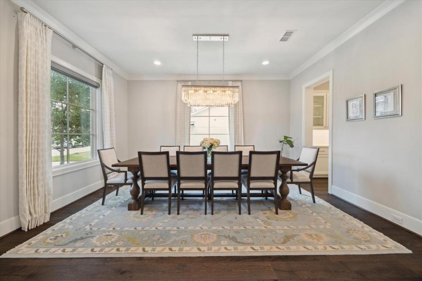 2401 Briarhurst Drive, Houston, TX, 77057, United States, 4 Bedrooms Bedrooms, ,5 BathroomsBathrooms,Residential,For Sale,2401 Briarhurst Drive,1685799