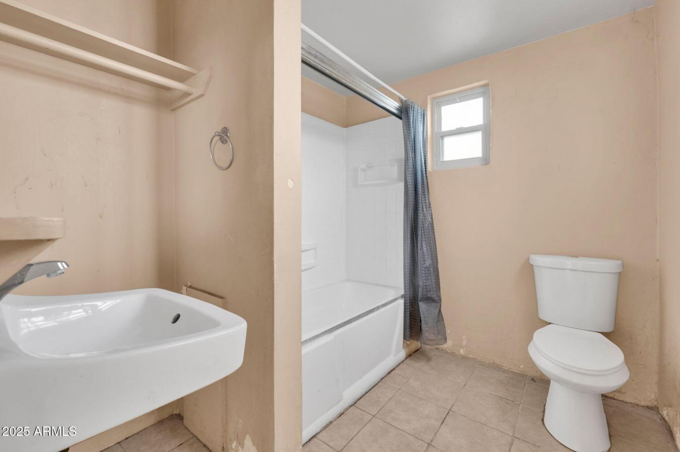 1026 E CLARENDON Avenue, Phoenix, AZ, 85014, United States, ,Residential,For Sale,1026 E CLARENDON Avenue,1685783