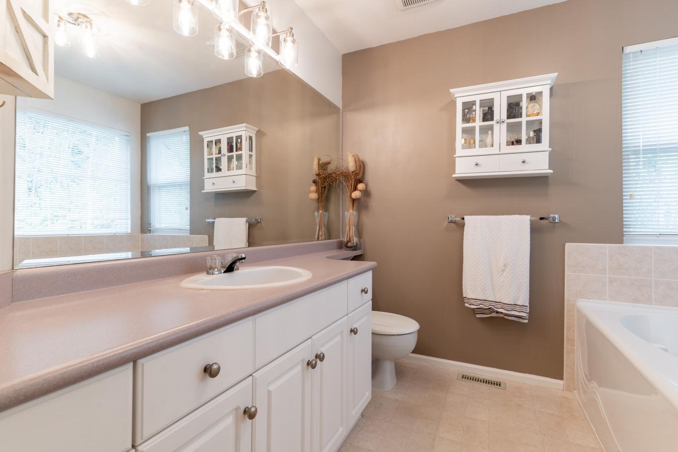 2513 PLATINUM LANE, Coquitlam, BC, V3E 3L1, Canada, 4 Bedrooms Bedrooms, ,3 BathroomsBathrooms,Residential,For Sale,2513 PLATINUM LANE,1687873