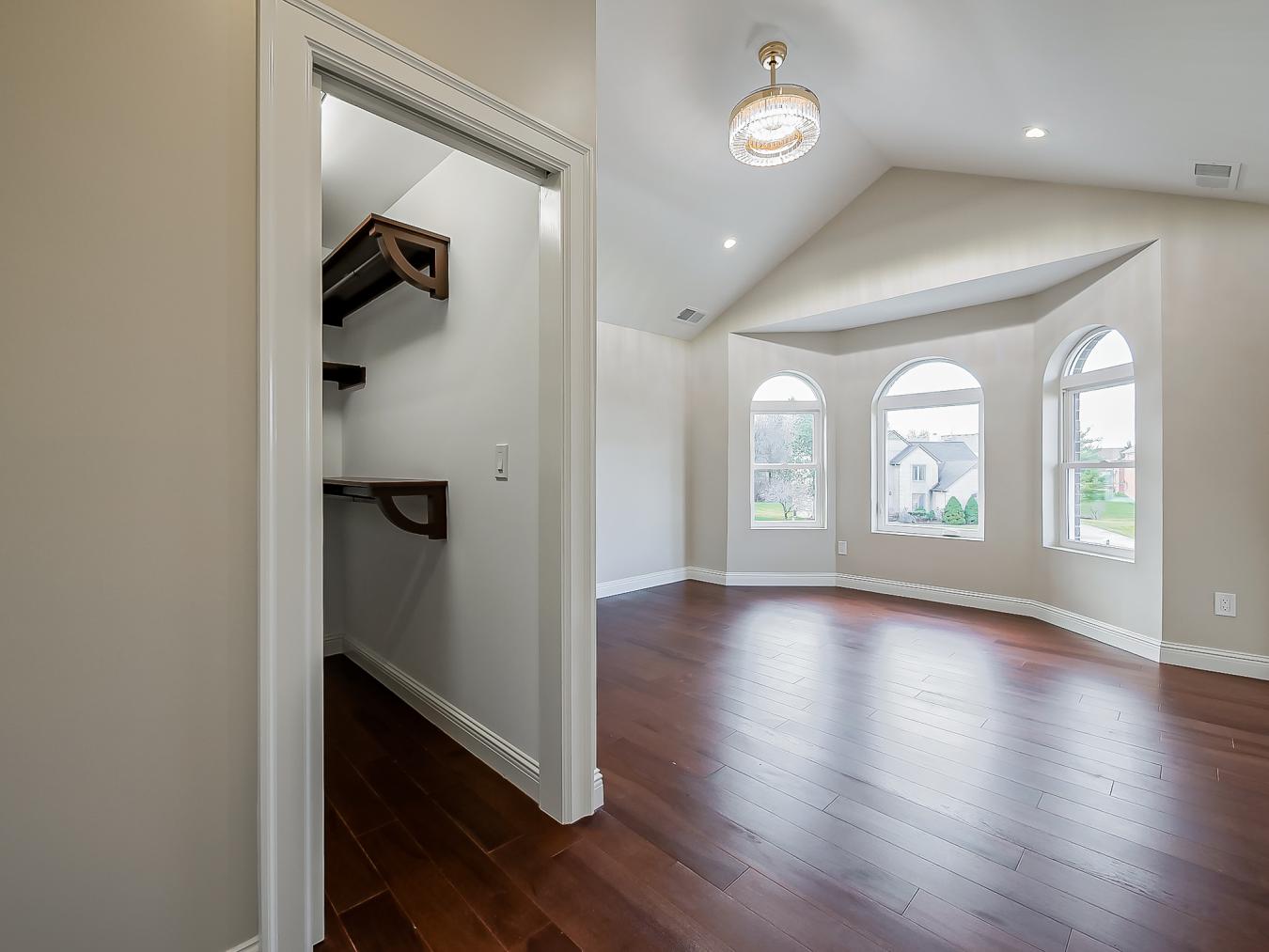 1561 Threadneedle Street, Bloomfield Township, MI, 48304, United States, 4 Bedrooms Bedrooms, ,4 BathroomsBathrooms,Residential,For Sale,1561 Threadneedle Street,1687872