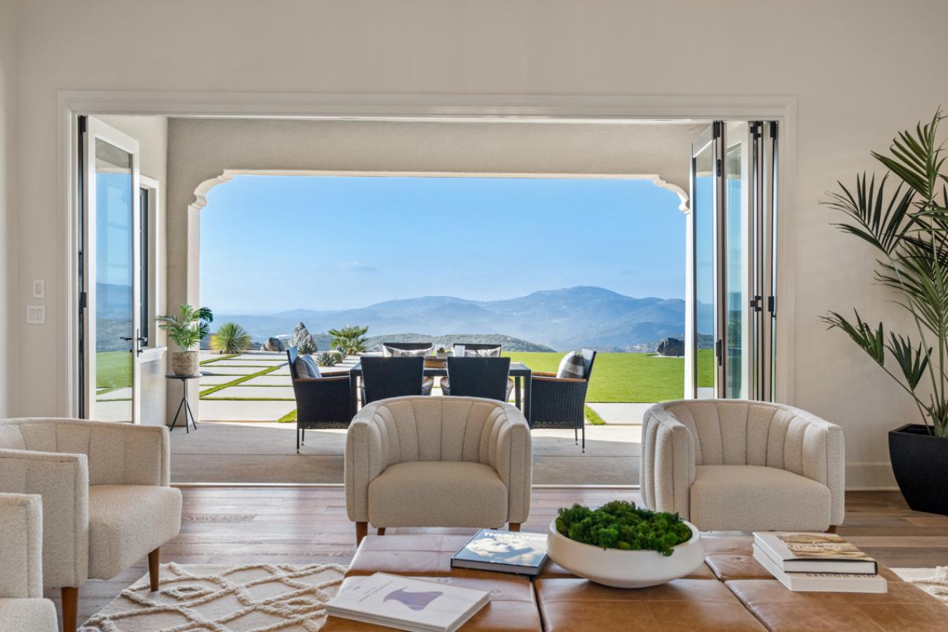 18226 Avenida Apice, Rancho Santa Fe, CA, 92067, United States, 5 Bedrooms Bedrooms, ,4 BathroomsBathrooms,Residential,For Sale,18226 Avenida Apice,1687819