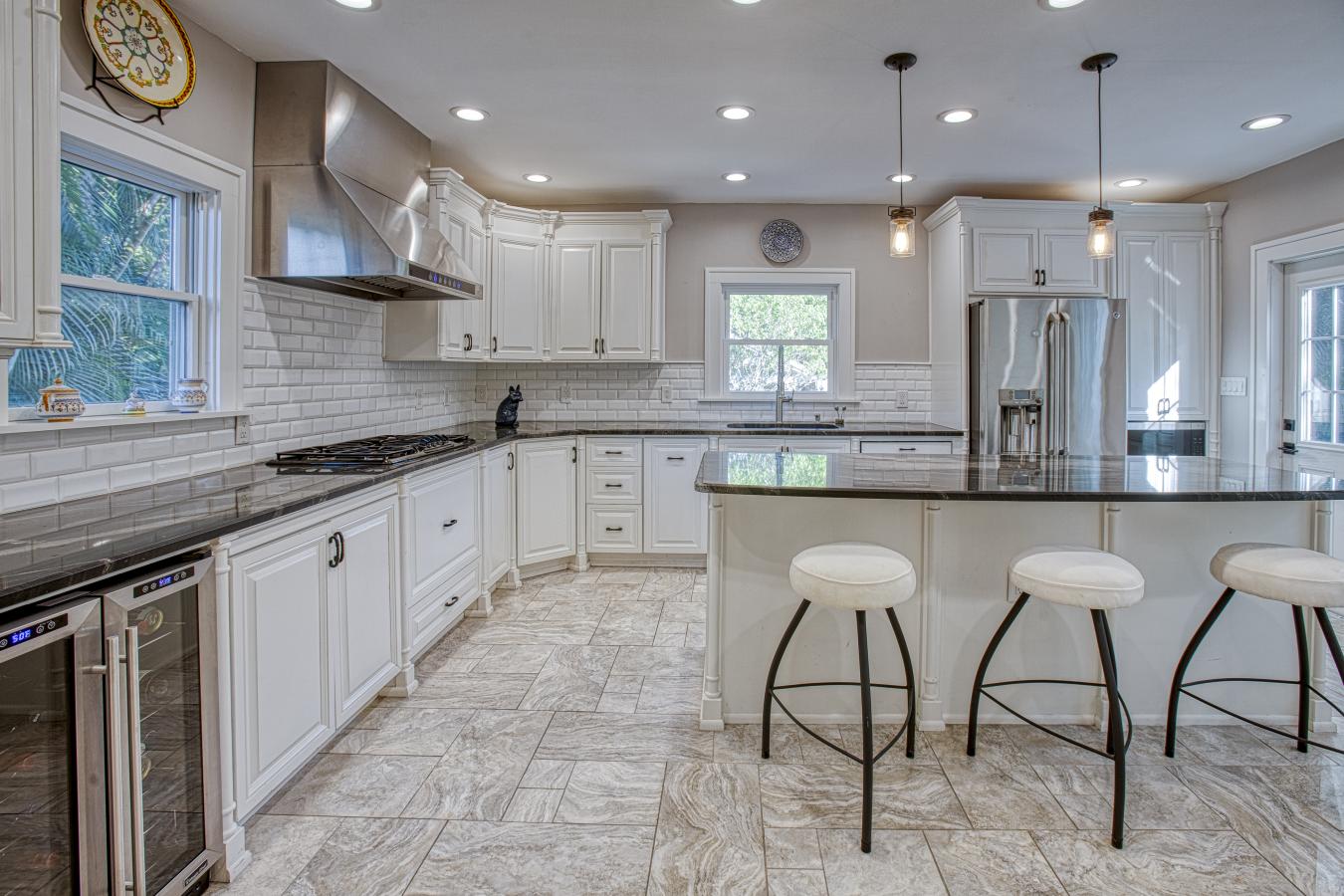 165 21st Ave NE, St Petersburg, FL, 33704, United States, 3 Bedrooms Bedrooms, ,2 BathroomsBathrooms,Residential,For Sale,165 21st Ave NE,1687817