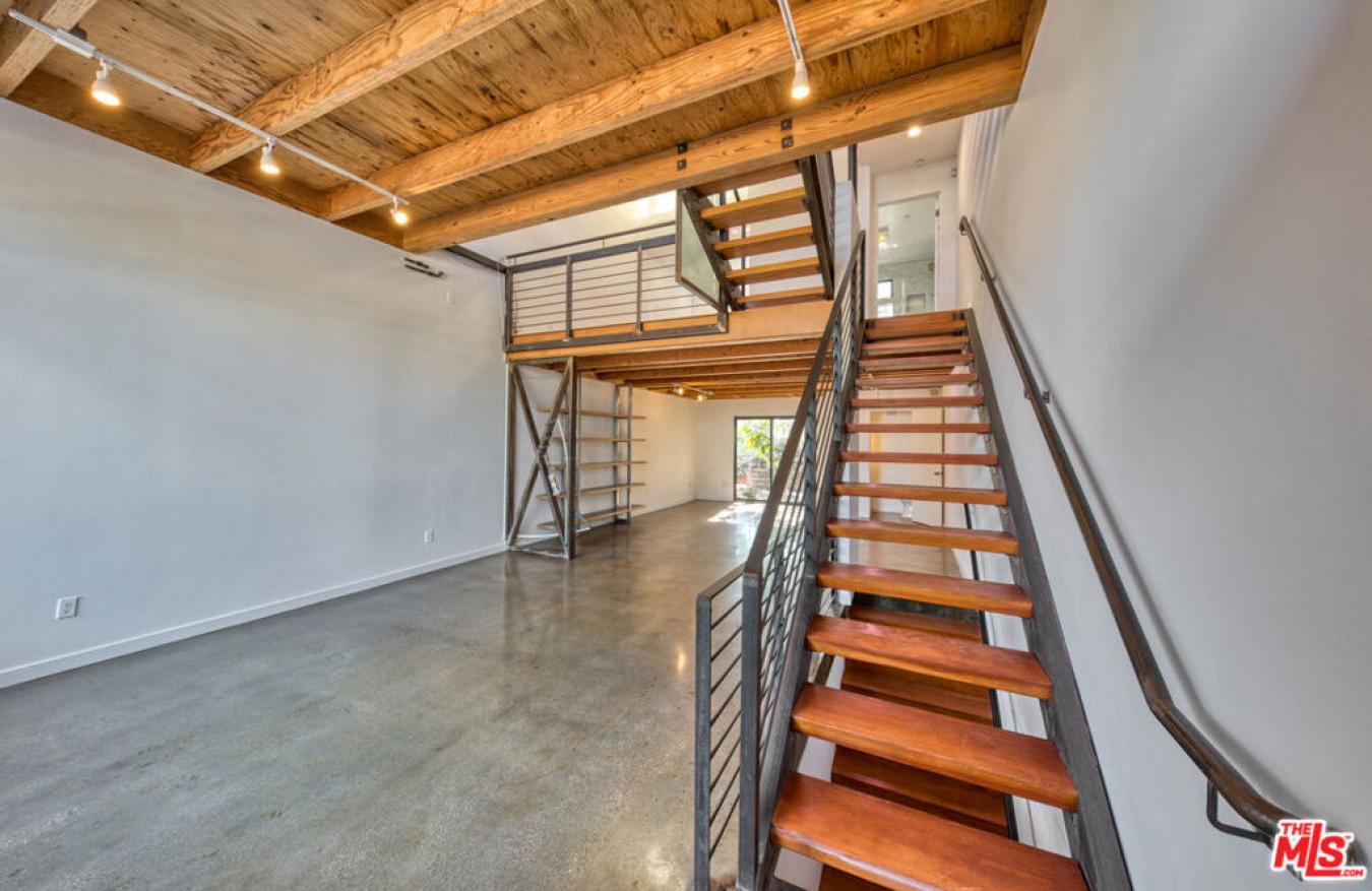 1113 Electric Avenue 6, Venice, CA, 90291, United States, 1 Bedroom Bedrooms, ,1 BathroomBathrooms,Residential,For Sale,1113 Electric Avenue 6,1687800