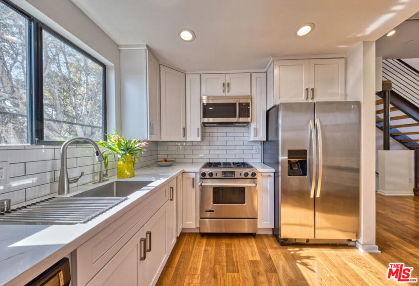 1113 Electric Avenue 6, Venice, CA, 90291, United States, 1 Bedroom Bedrooms, ,1 BathroomBathrooms,Residential,For Sale,1113 Electric Avenue 6,1687800