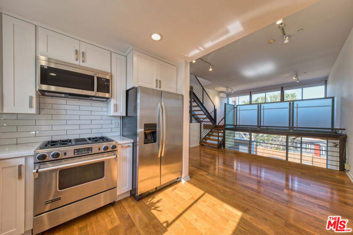 1113 Electric Avenue 6, Venice, CA, 90291, United States, 1 Bedroom Bedrooms, ,1 BathroomBathrooms,Residential,For Sale,1113 Electric Avenue 6,1687800